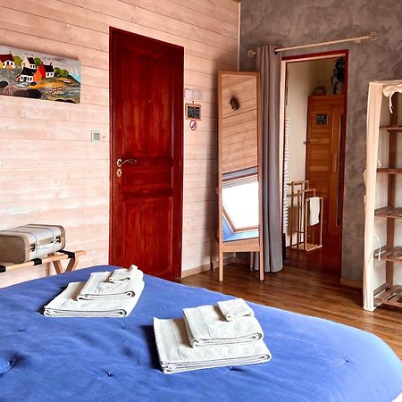 La Bisquine Bed & Breakfast Saint-Nolff Exterior photo
