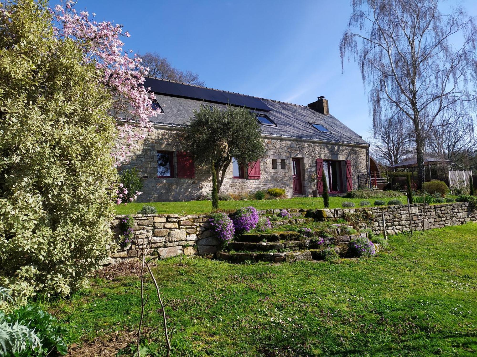La Bisquine Bed & Breakfast Saint-Nolff Exterior photo
